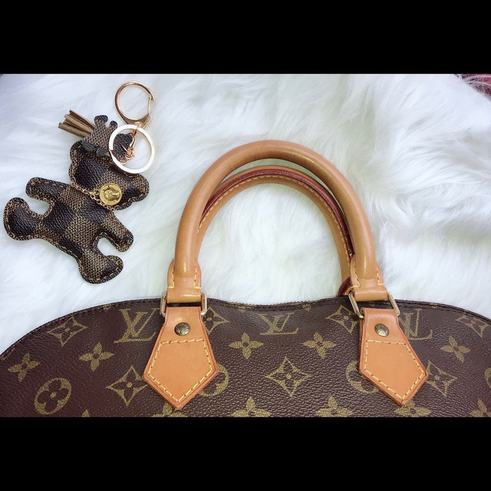 SOLD - Picture 2 of 7